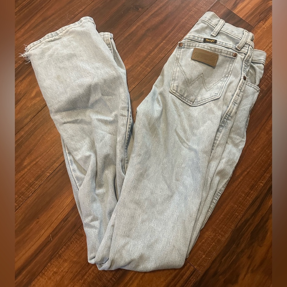 Wrangler mens Light Blue Straight Leg Jeans